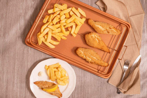 Nuova Crispers & Trays