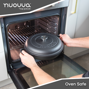 Oven safe cookware. Cast iron pot with lid. 