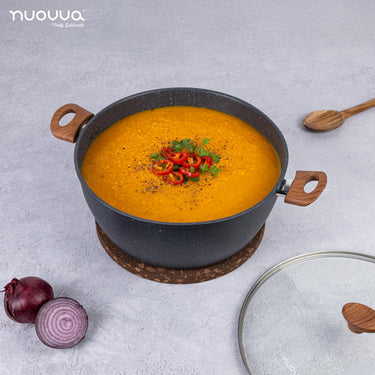 Nuovva grey granite stock pot with glass lid, wooden handle and wooden knob